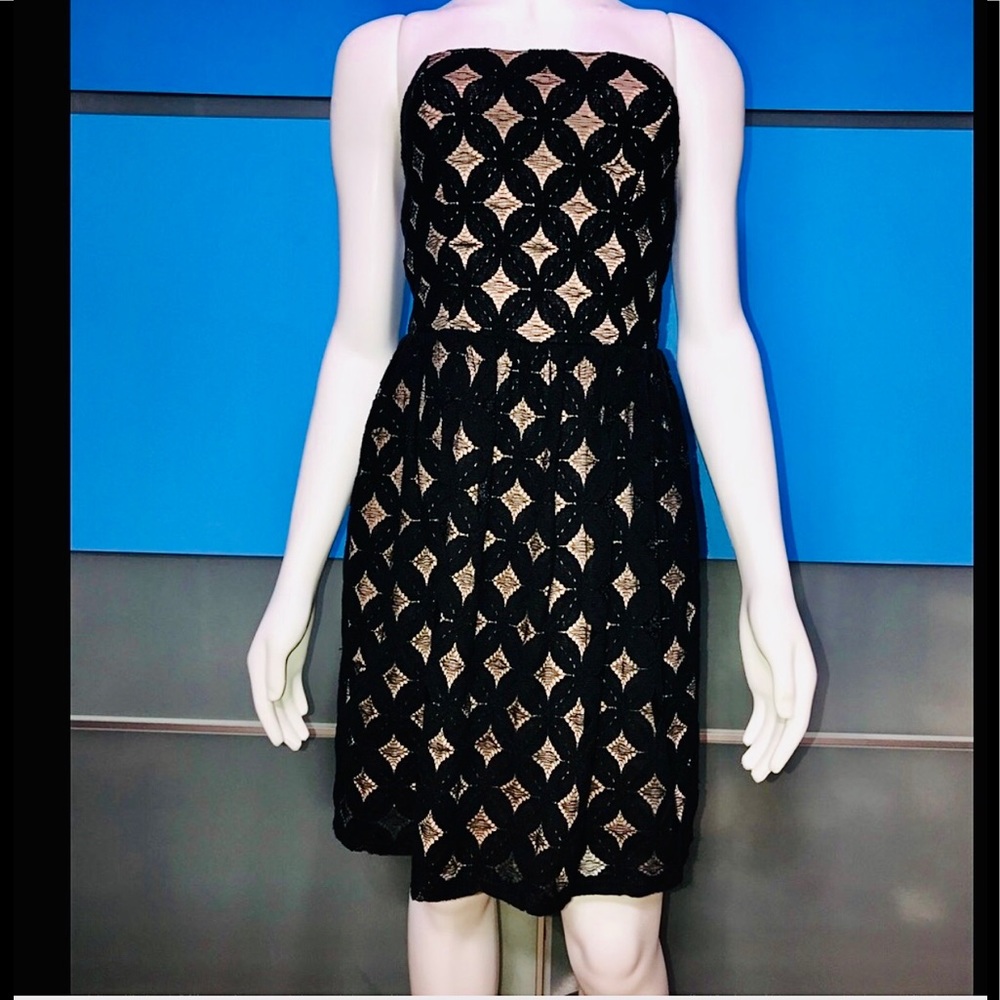 JUMP Apparel • Black/Tan Strapless Dress / size XS